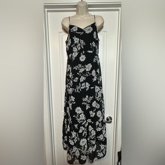 J. Crew Dresses & Skirts - J. Crew Mercantile Black & White Floral Tiered Hem Tank Top Maxi Dress Size 6